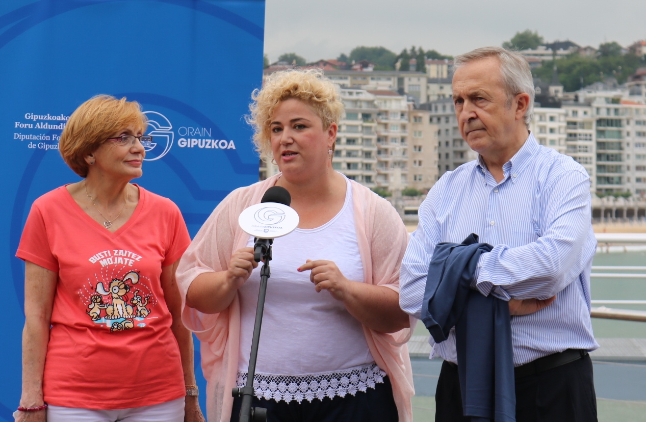 La Diputación de Gipuzkoa en la campaña por la esclerosis múltiple