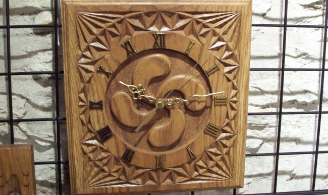Reloj de madera