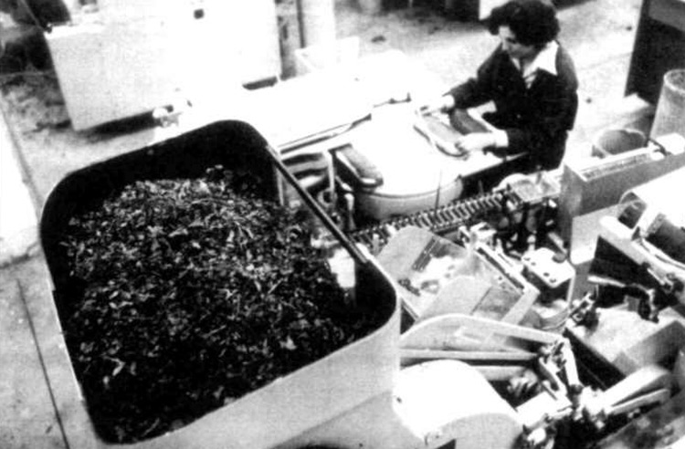 Zigarroen fabrikazio erdi-automatikoa