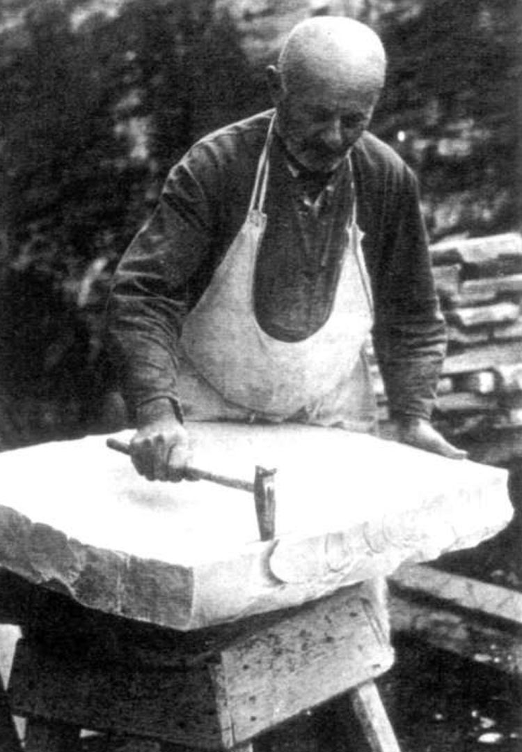 Elaboración de una piedra litográfica en una cantera