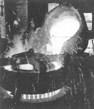 Burdinurtua moldera isurtzen