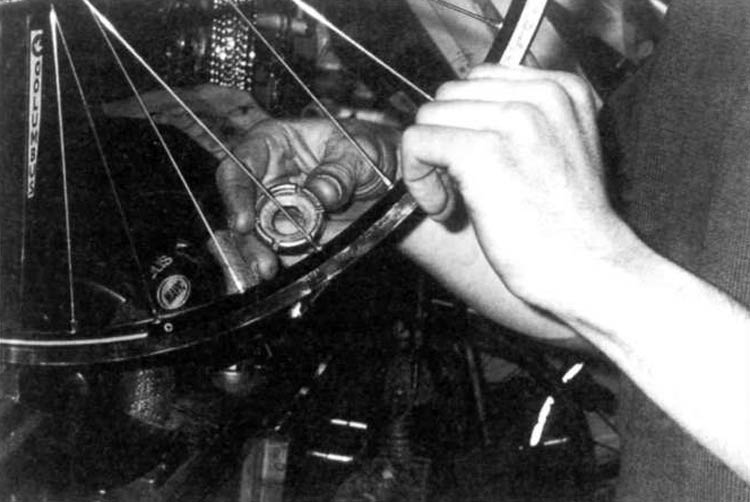 Utilización de la llave de centrar