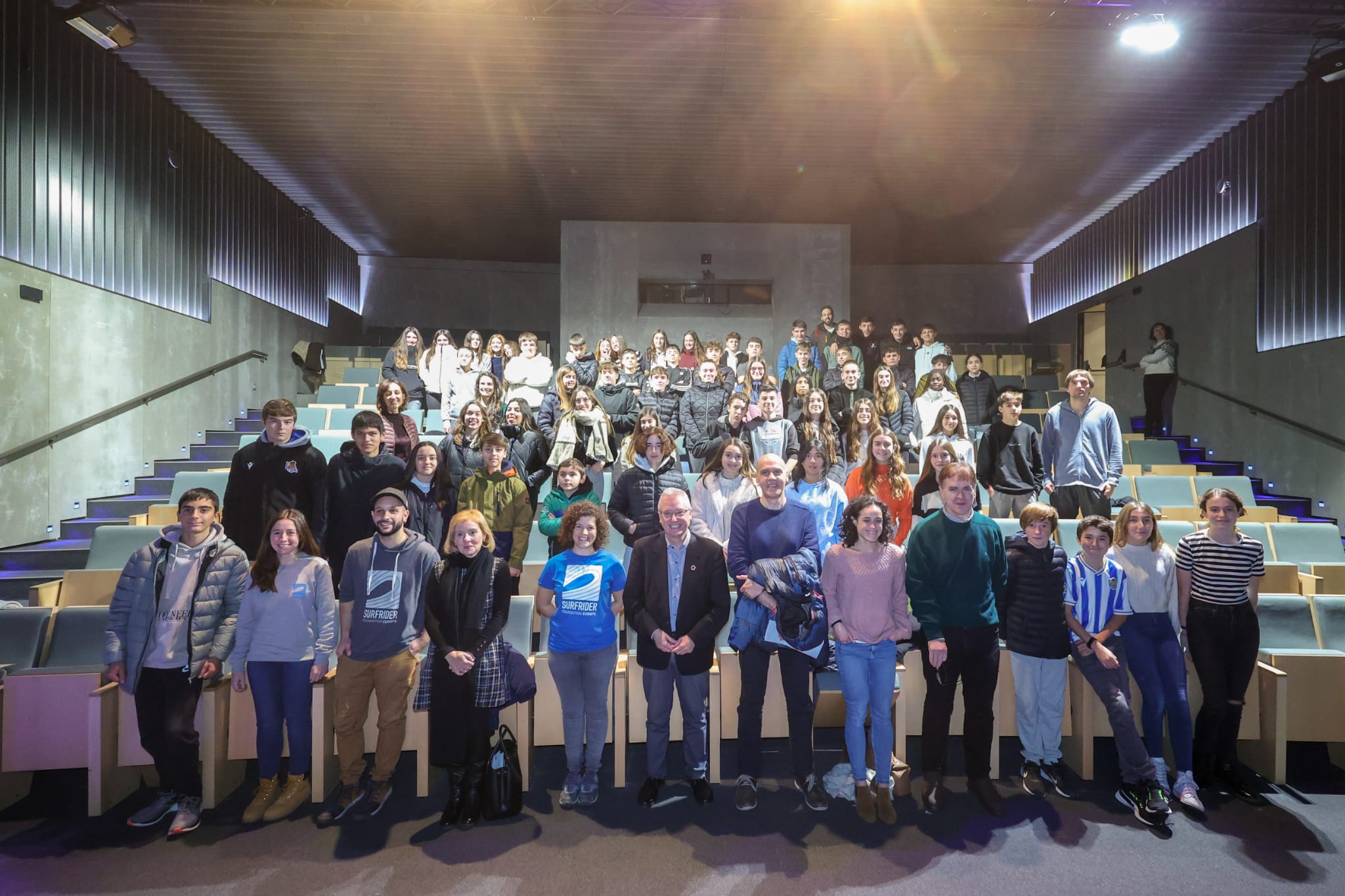 Medio Ambiente y Surfrider España celebran el día internacional del voluntario junto con 90 voluntarios de Gipuzkoa
