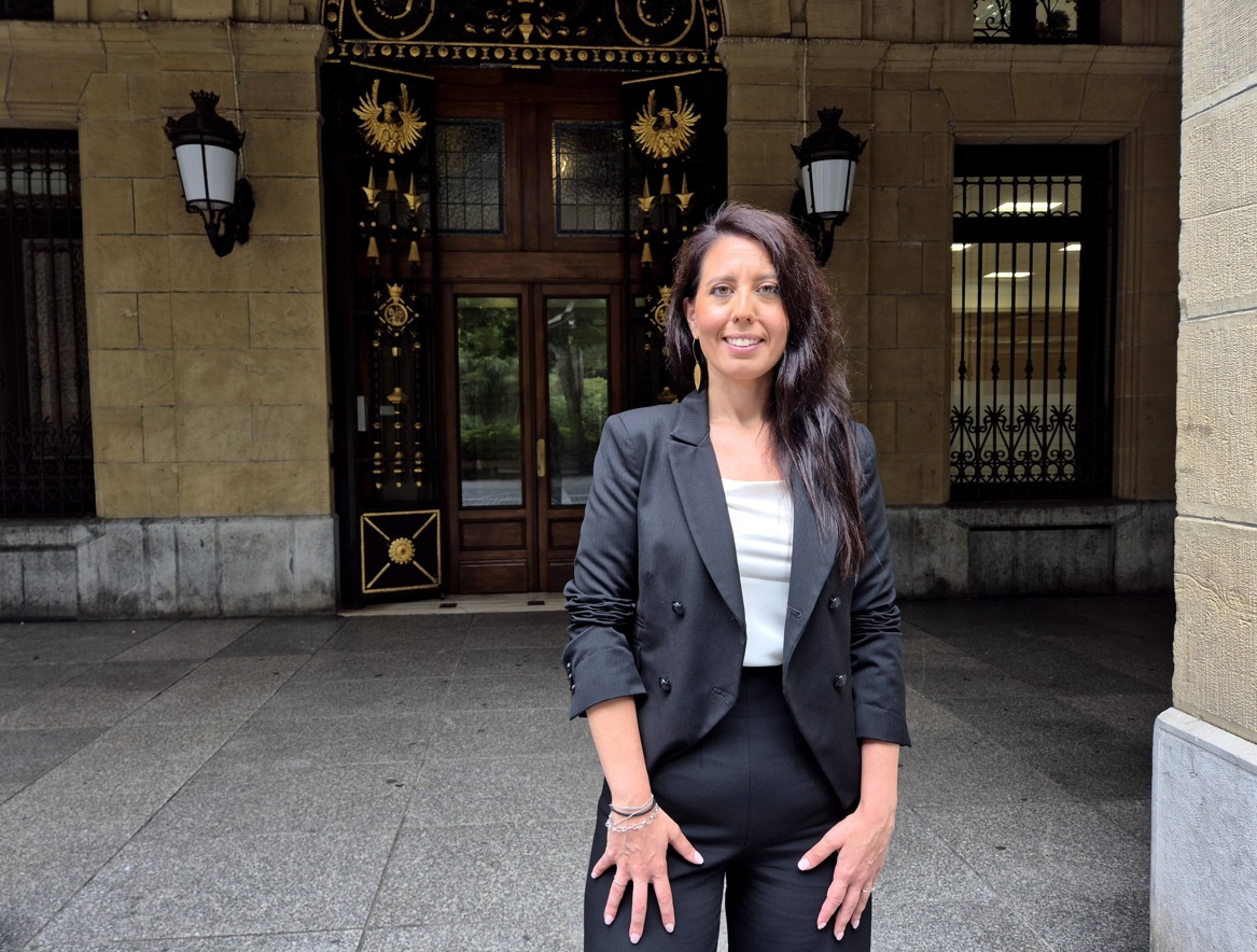 Azahara Domínguez diputatua