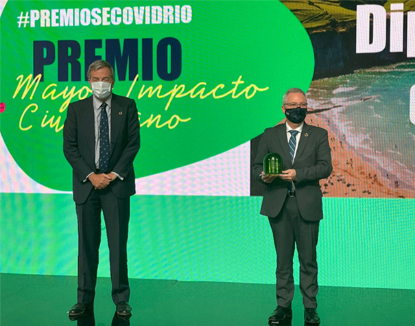 José Ignacio Asensio recibe en Madrid el premio ‘Mayor Impacto Ciudadano” de Ecovidrio...