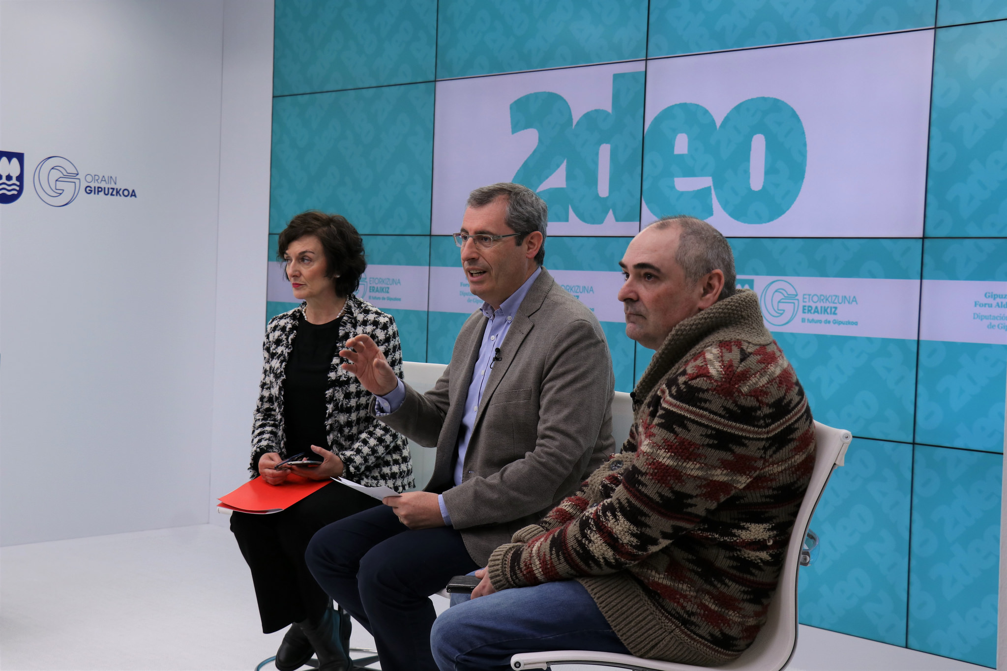 Lehen fruituak ematen hasi da 2deo laborategia