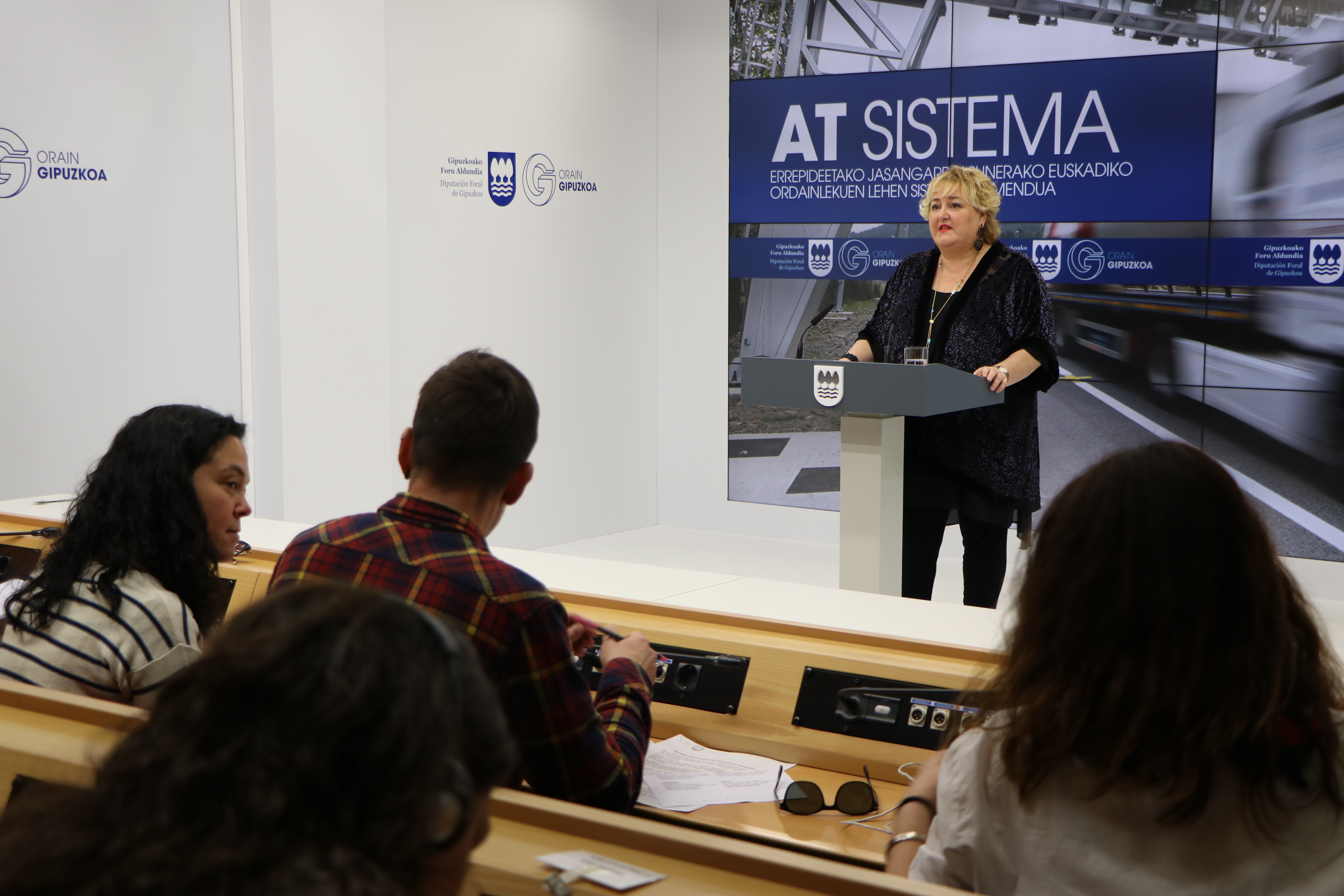 Ez dago atzera pausorik bidesariaren ezarpenean