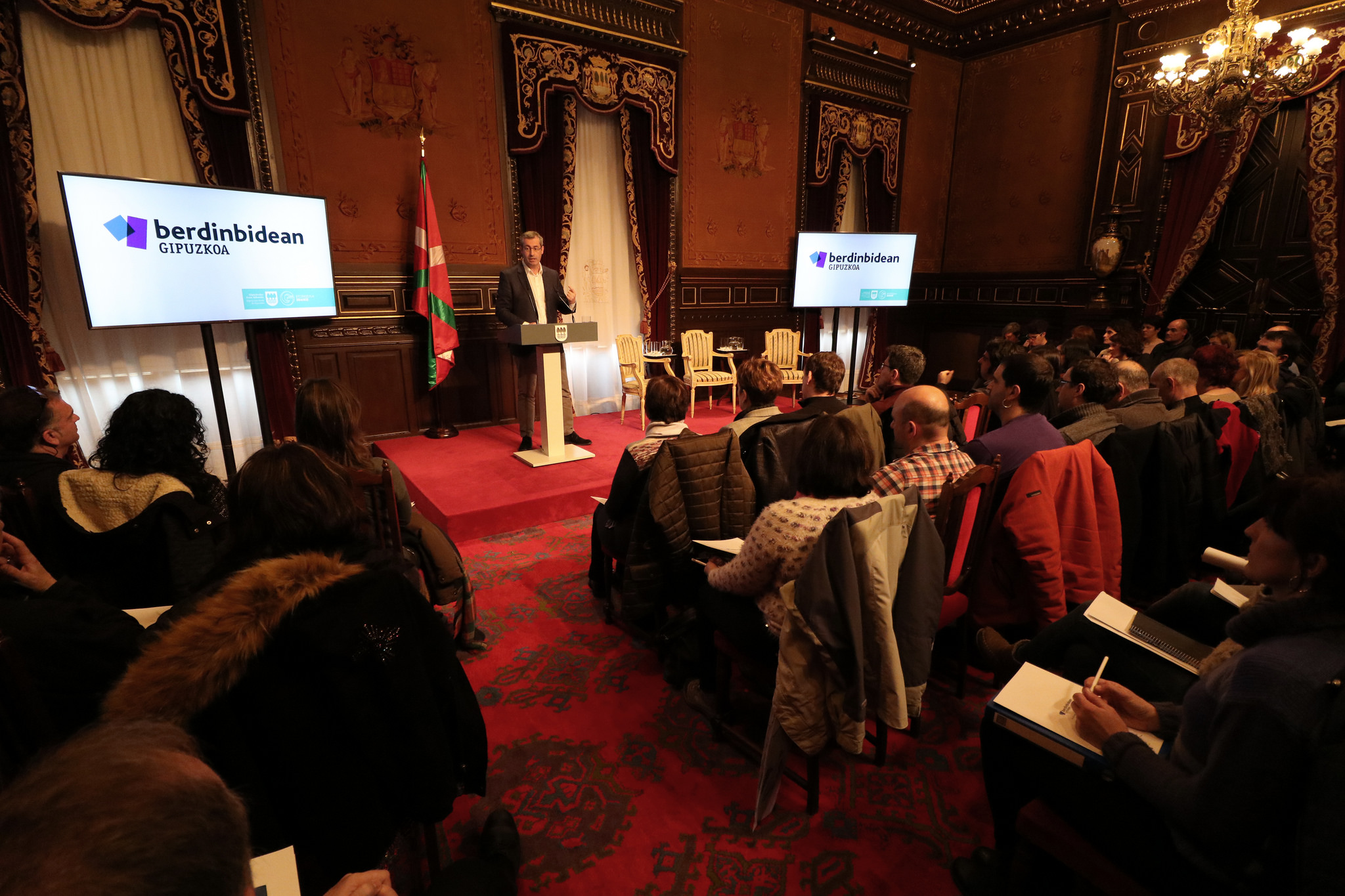 Lurralde osoko herrietara, aukera zabalik