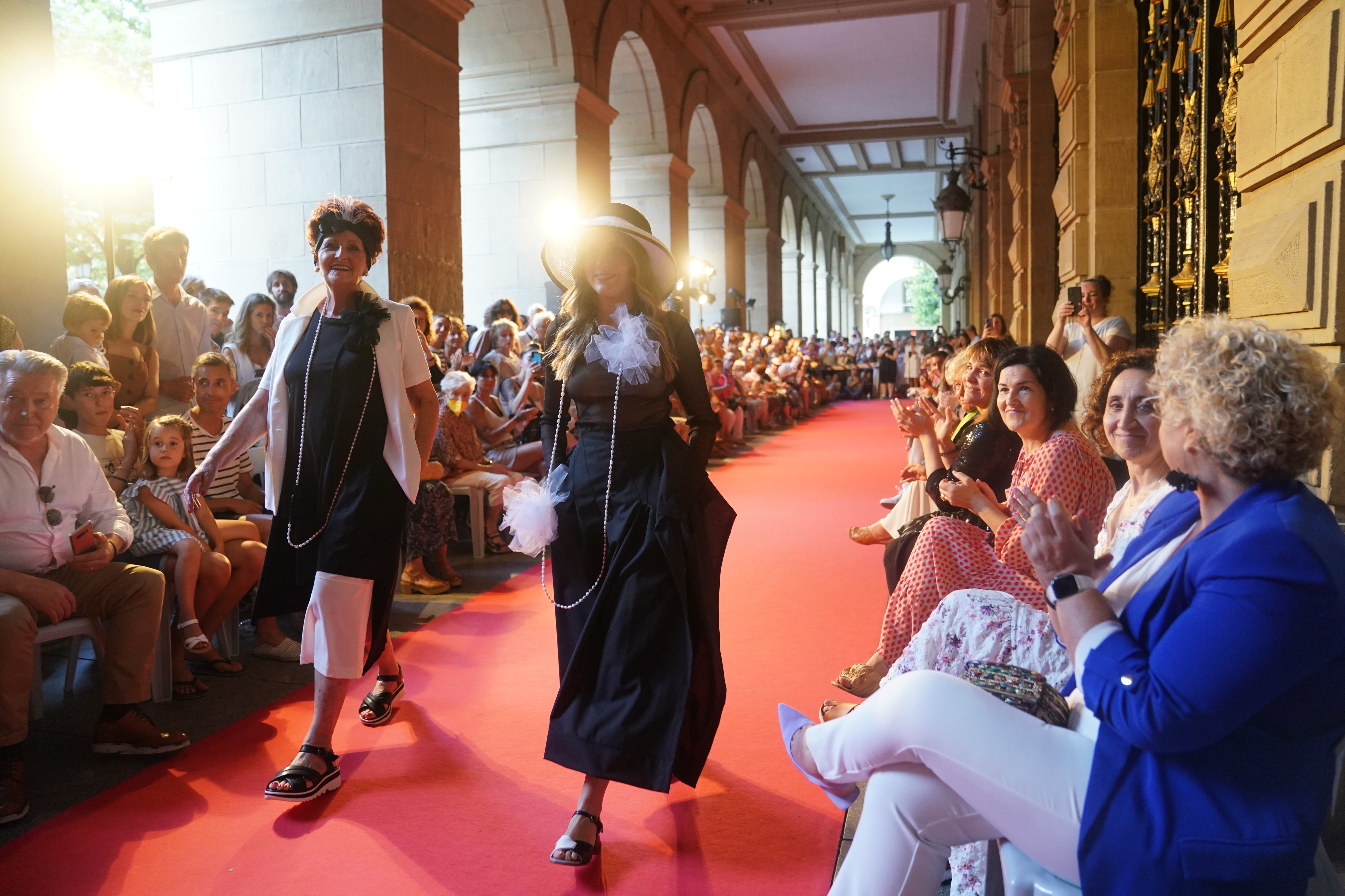 20 modelos protagonizan el primer desfile de moda inclusiva de Gipuzkoa