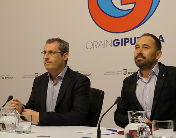 Markel Olano y Denis Itxaso en rueda de prensa