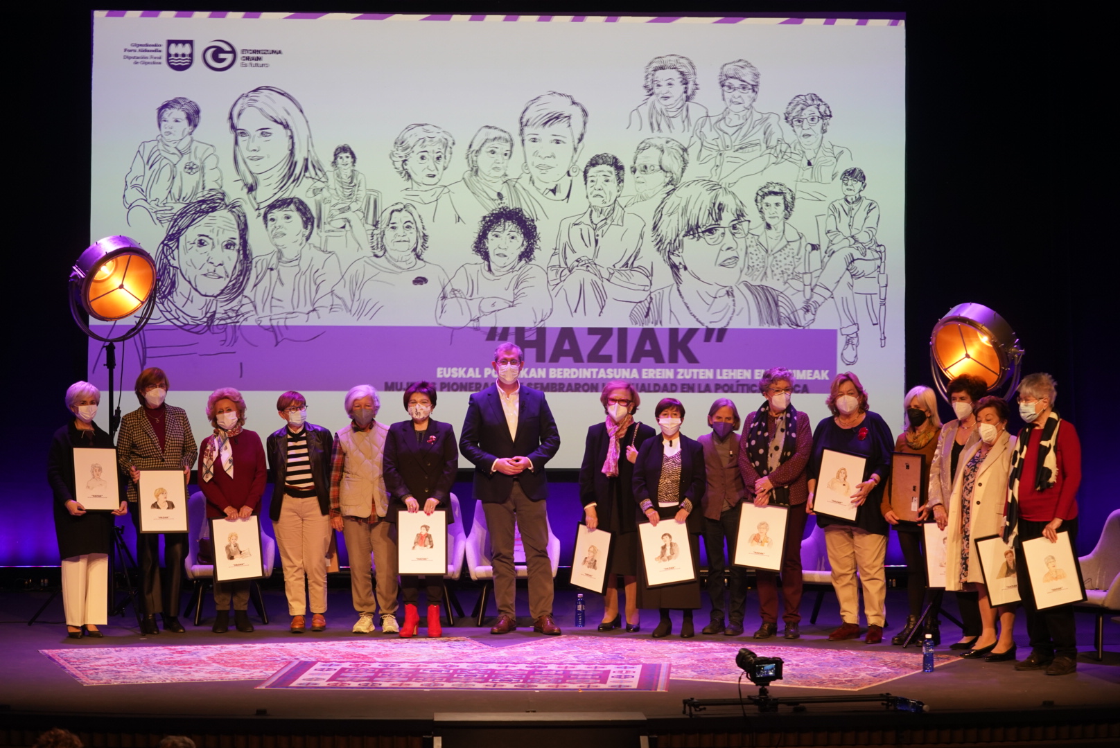 Foto de 
 Celebrado el acto Haziak, mujeres pioneras que sembraron la igualdad en la política vasca