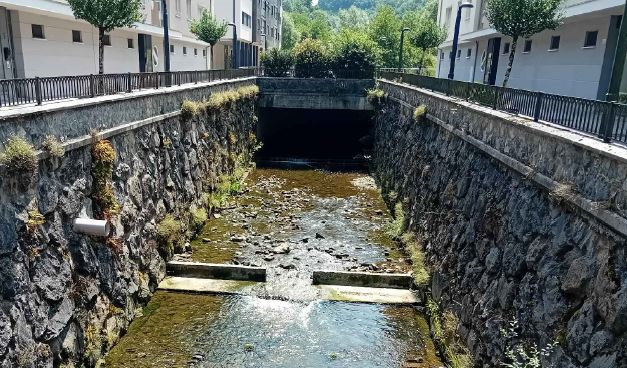 PLASTIFICADOS ANTZUOLA IZENEKO OZTOPOA IRAGAZKORTZEKO PROIEKTUA