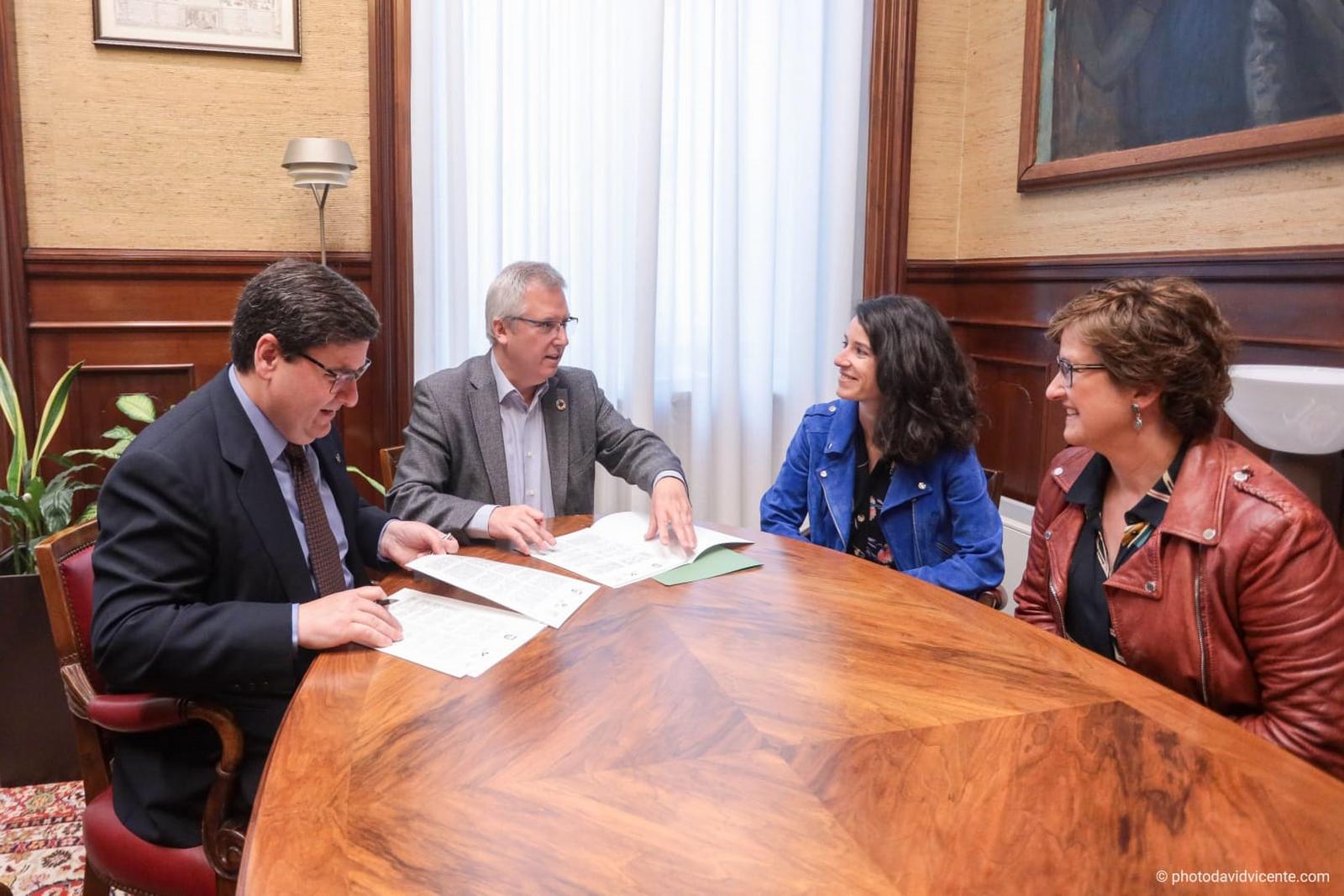 El Departamento de Medio Ambiente y la Universidad del País Vasco analizarán las aguas de la  Bahía de San Sebastián