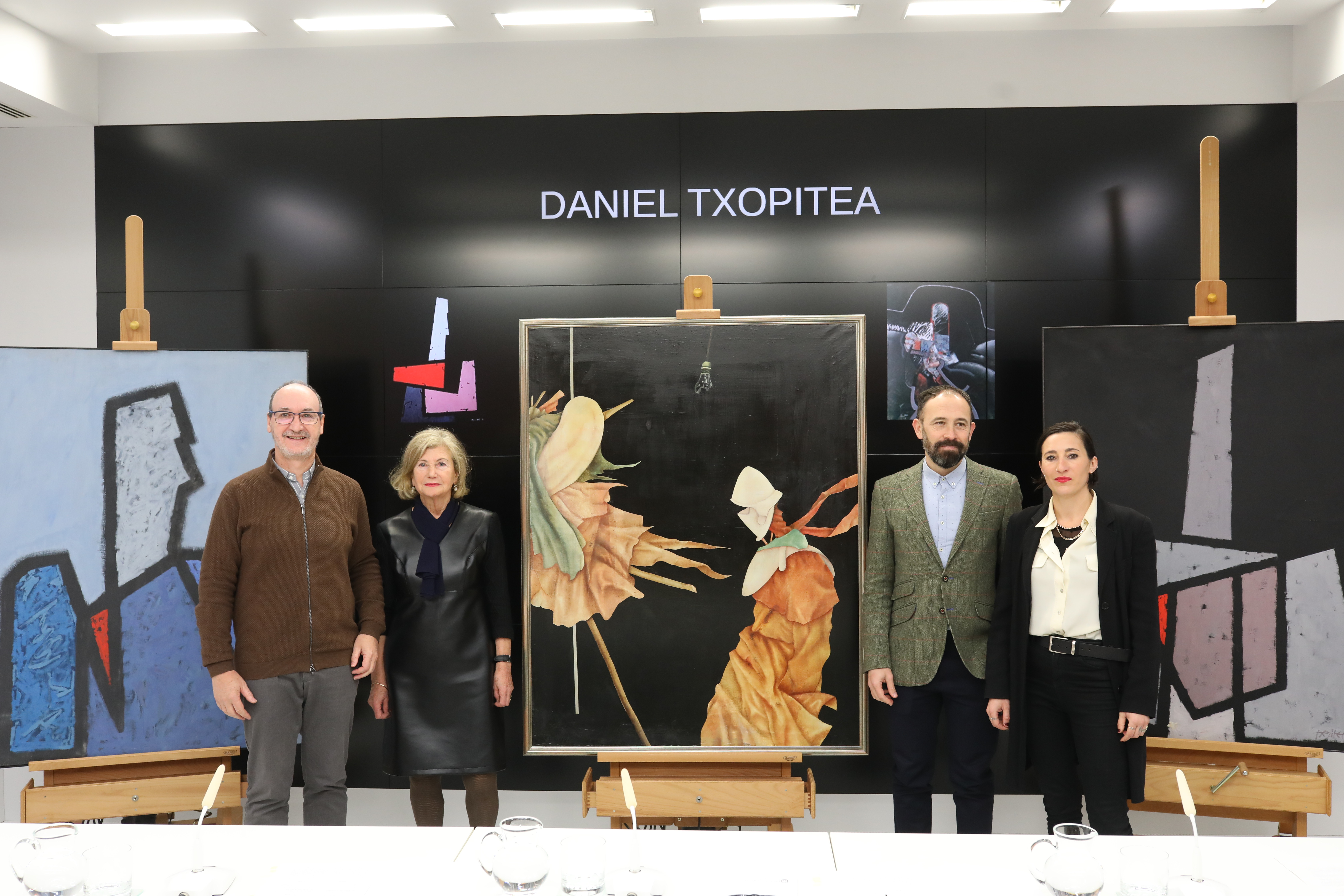 20 obras pictoricas de Daniel Txopitea se van a depositar en régimen de Comodato en Gordailua.