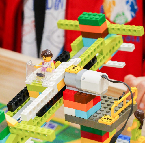 Foto de 
 Récord de participación en la 15º First Lego League Euskadi