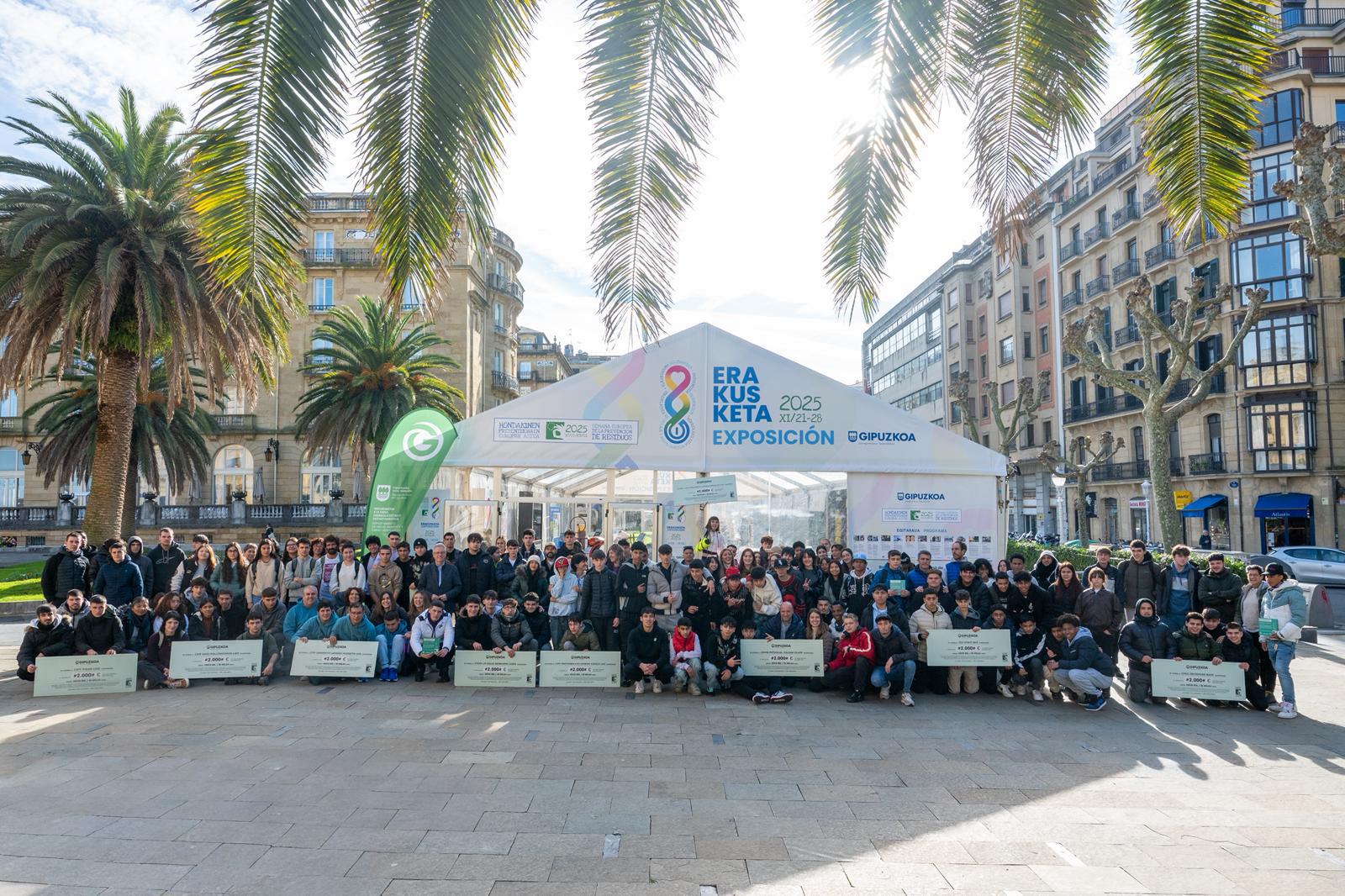 Lanbide-heziketako hamaika ikastetxek beren talentua erakutsi dute 