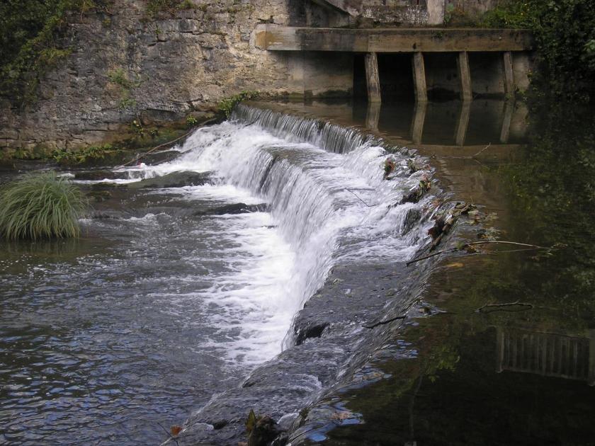 Proyecto de demolición del azud de la Serrería en el río Araxes